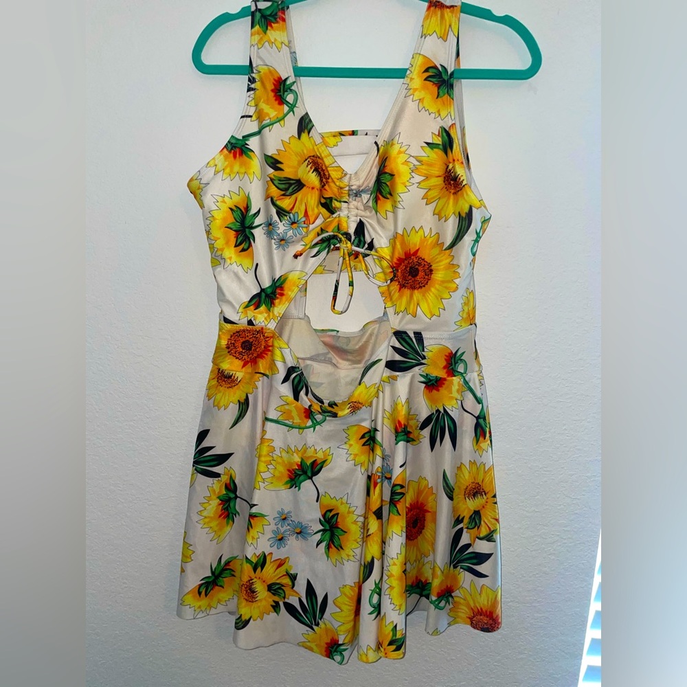 Esprlia, Sunflower Dress bathing suit, Size XXL